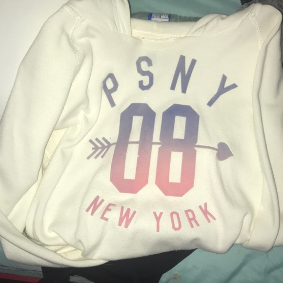 Never Worn White Sweatshirt - Picture 1 of 3